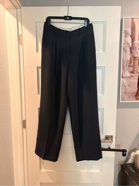 Aritzia Black High-Rise Wide-Leg Trousers